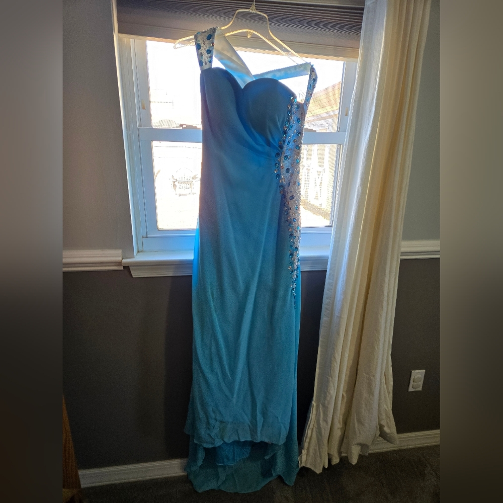 Elegant Blue Prom Dress